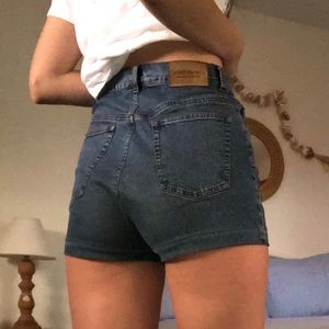 Ralph Lauren High Waisted Jean Shorts🐳🧵
